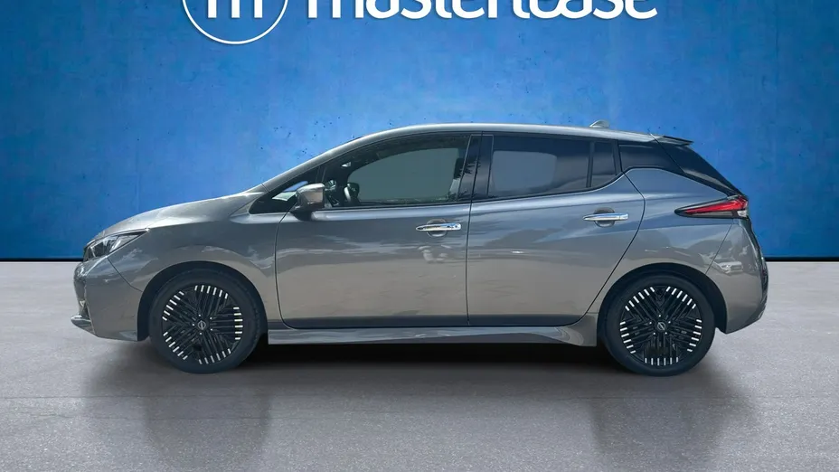 NISSAN Leaf -