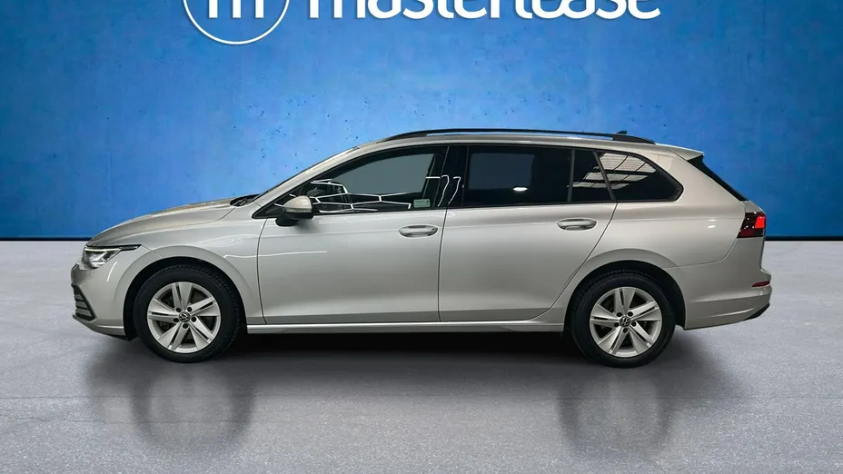 VOLKSWAGEN Golf -