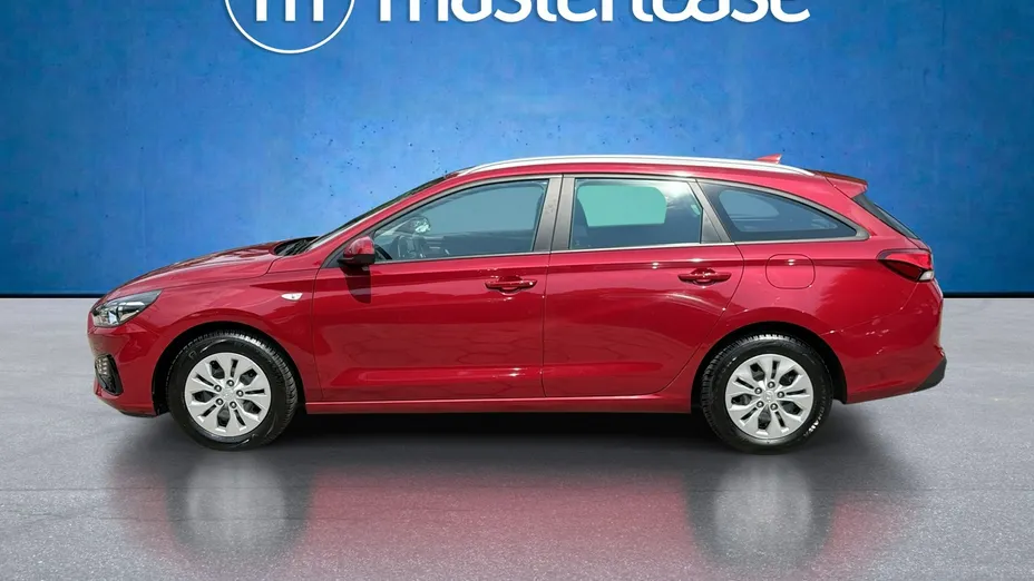 HYUNDAI i30 -