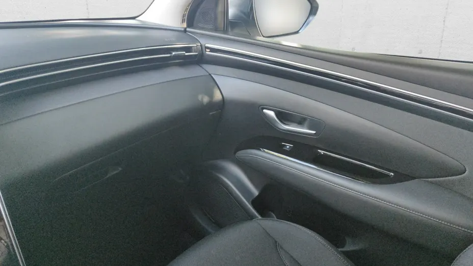 HYUNDAI Tucson -