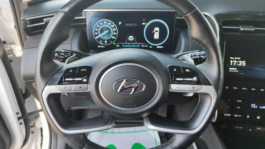 HYUNDAI Tucson -