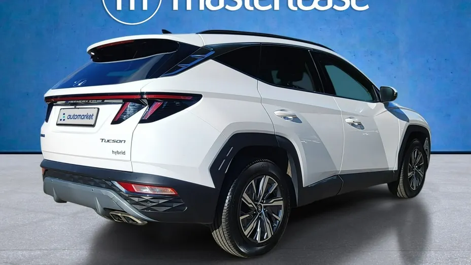 HYUNDAI Tucson -