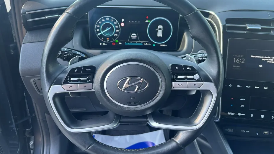 HYUNDAI Tucson -