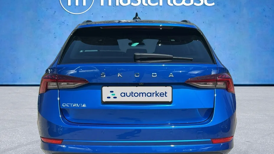 SKODA Octavia -