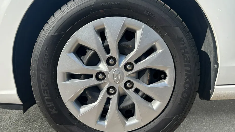 HYUNDAI i30 -
