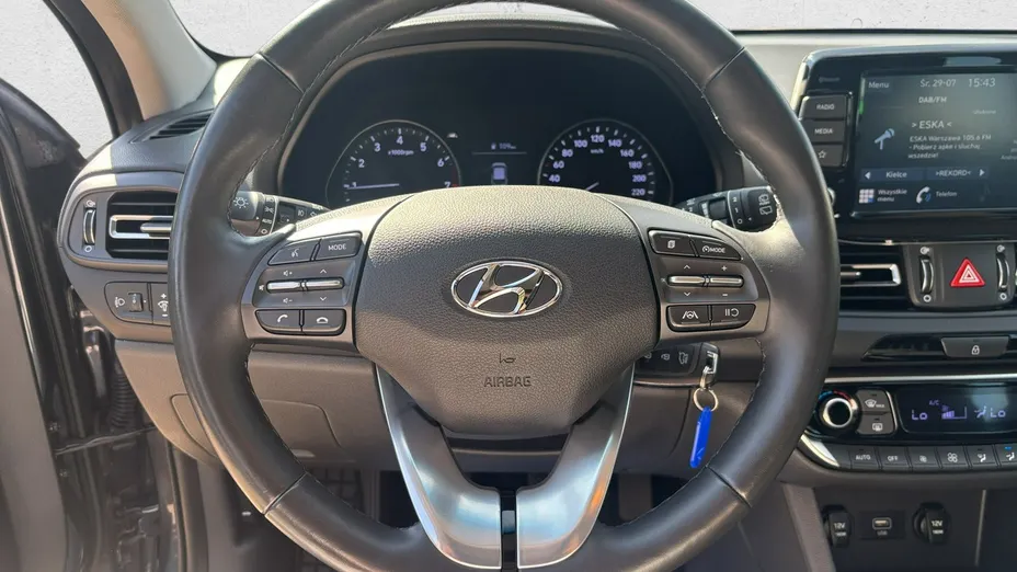 HYUNDAI i30 -