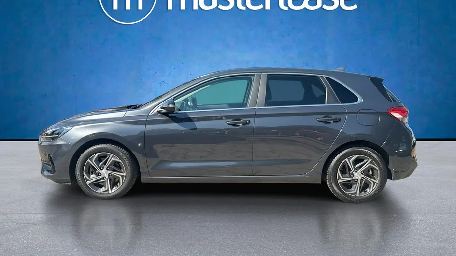 HYUNDAI i30 -