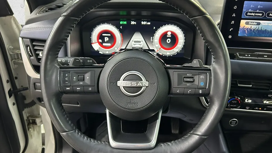 NISSAN Qashqai -