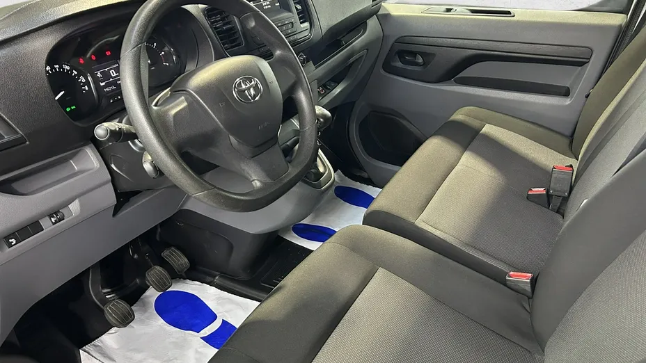 TOYOTA Proace -