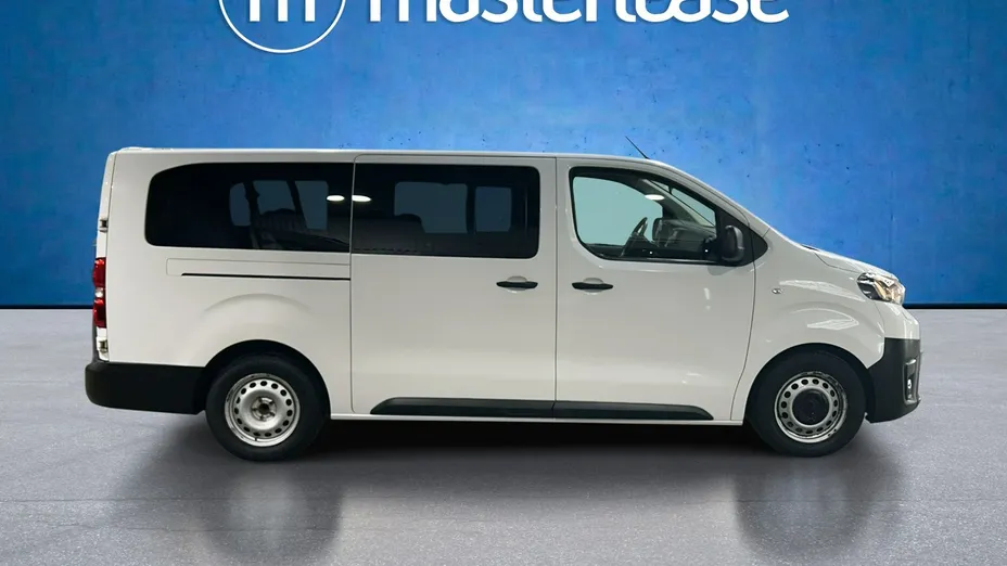 TOYOTA Proace -