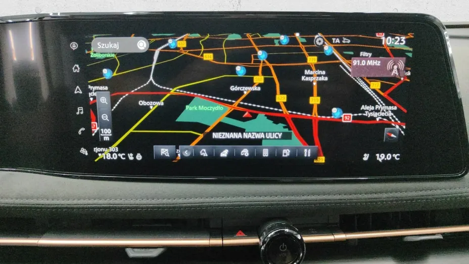 NISSAN Ariya -