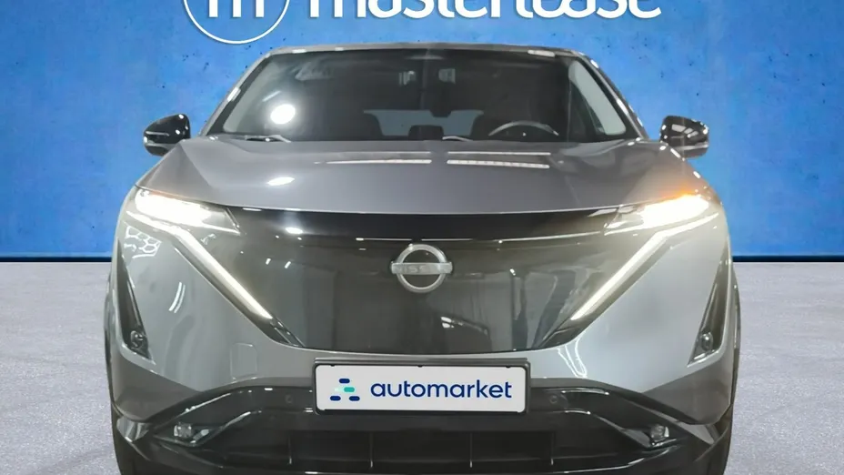 NISSAN Ariya -