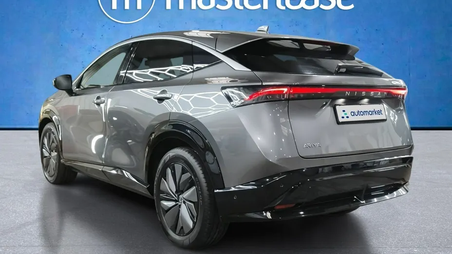 NISSAN Ariya -