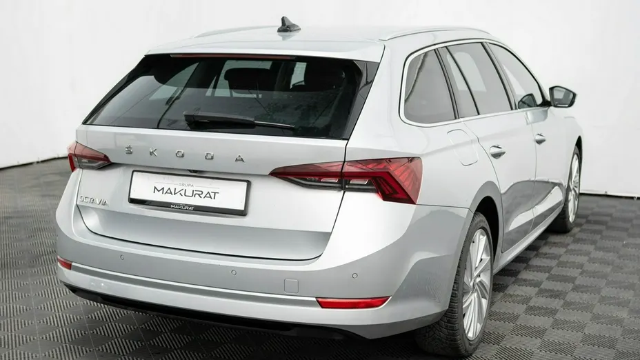 SKODA Octavia -