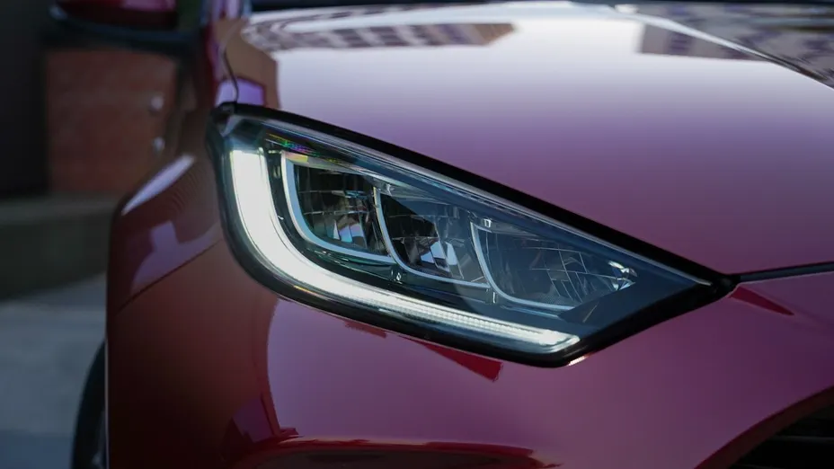 TOYOTA Yaris -