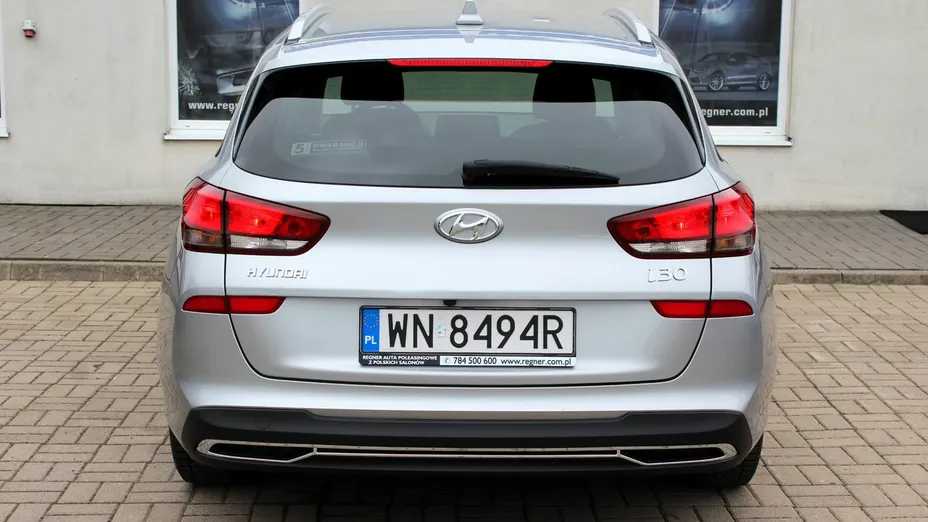 HYUNDAI i30 -