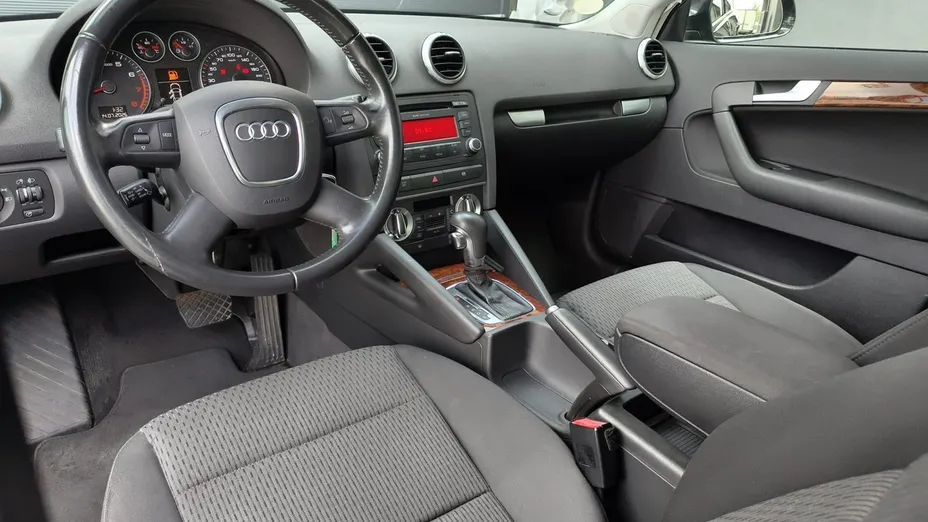AUDI A3 Sportback -