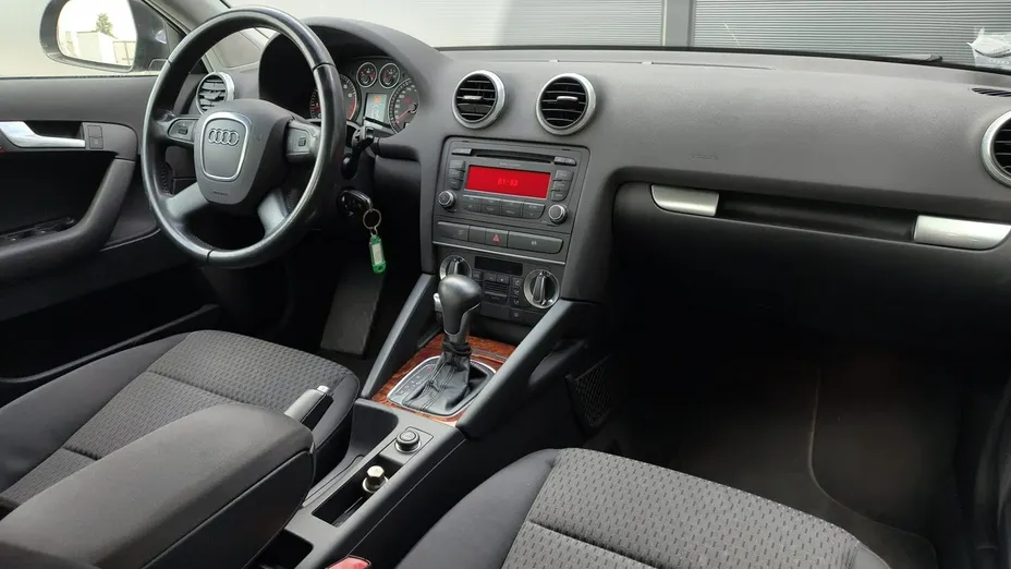 AUDI A3 Sportback -