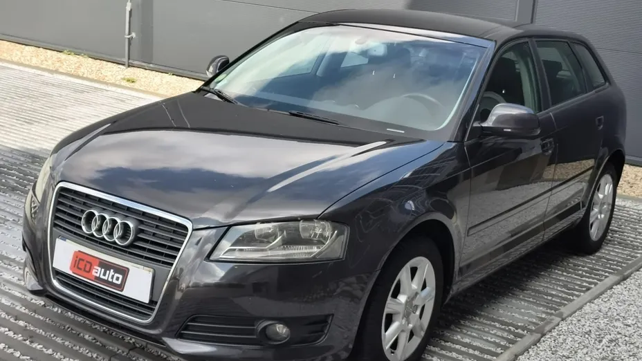 AUDI A3 Sportback -