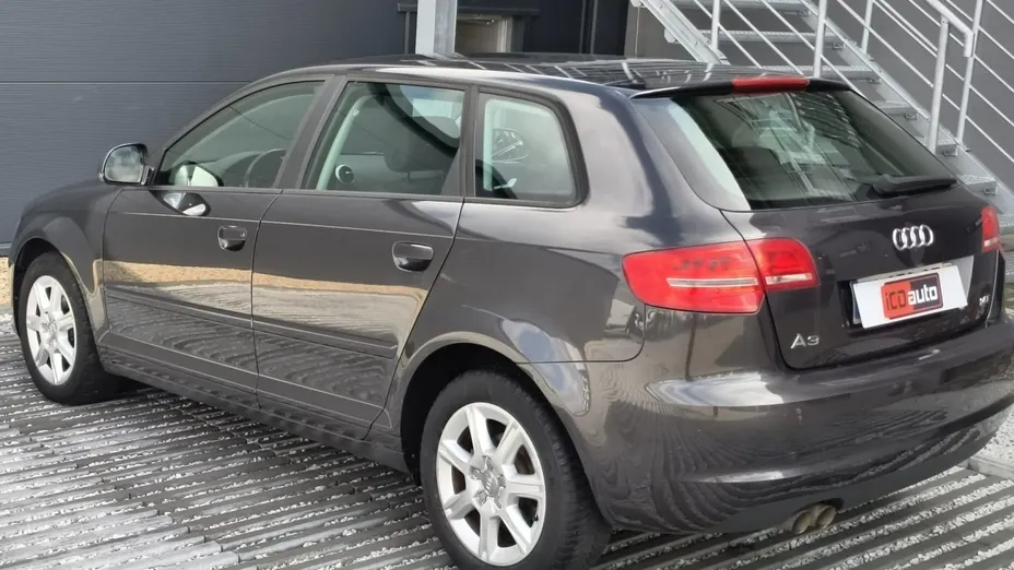 AUDI A3 Sportback -