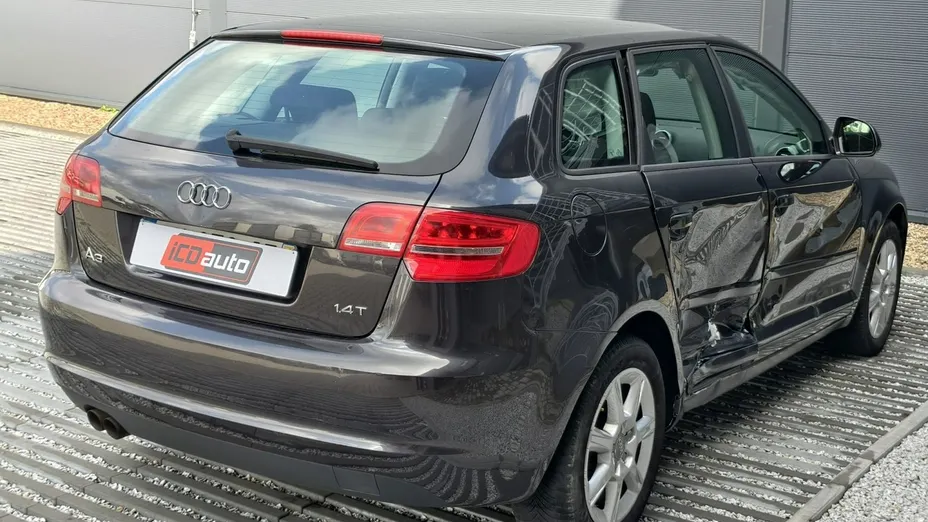 AUDI A3 Sportback -
