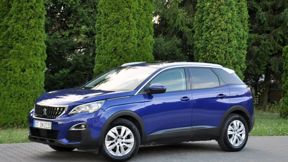 PEUGEOT 3008 -
