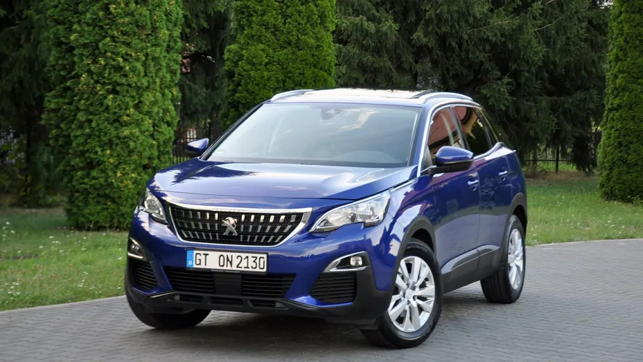 PEUGEOT 3008 -