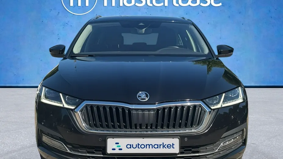 SKODA Octavia -