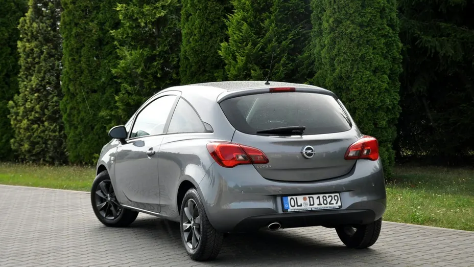 OPEL Corsa -