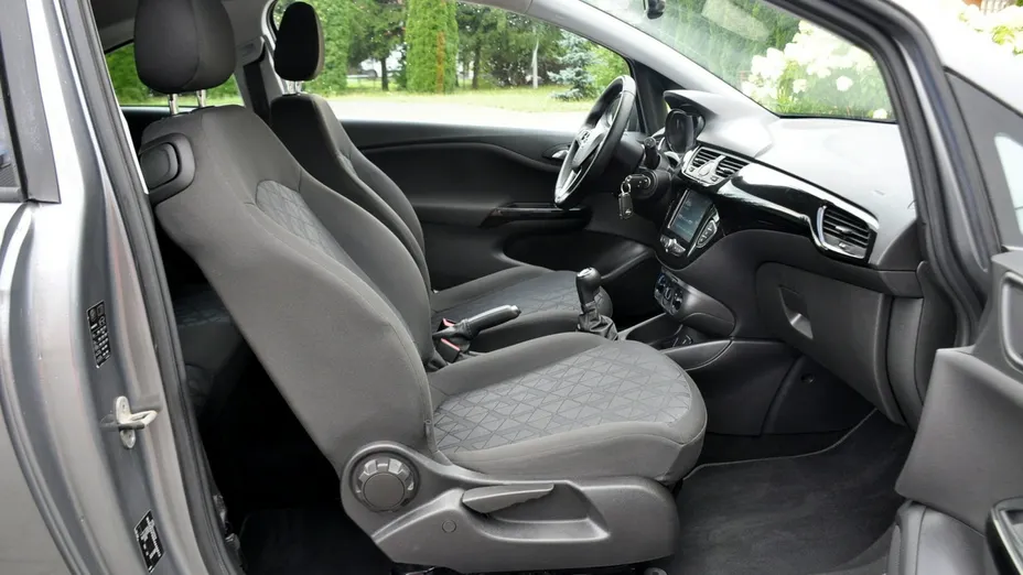 OPEL Corsa -