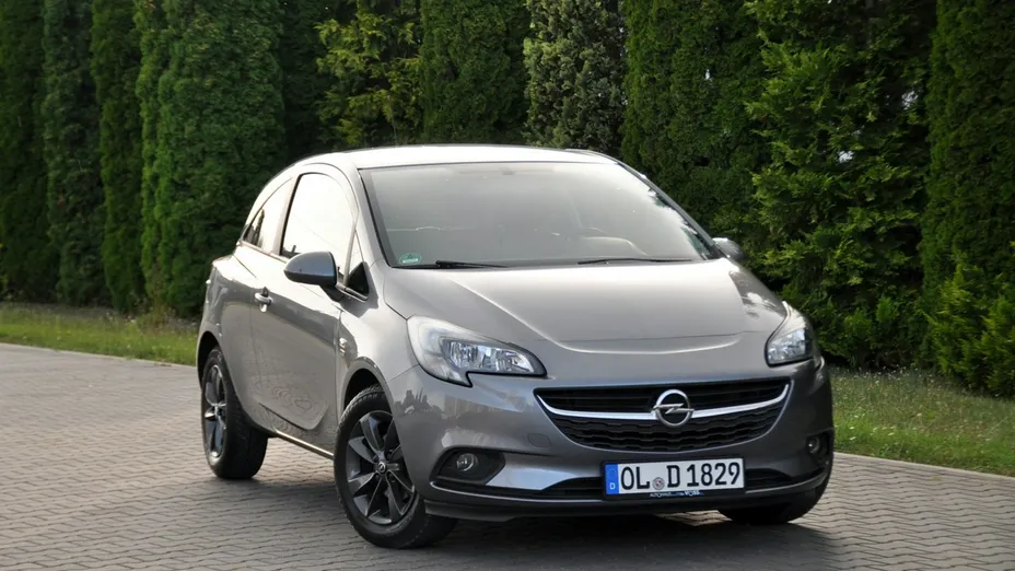 OPEL Corsa -