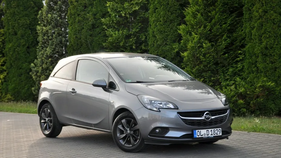OPEL Corsa -