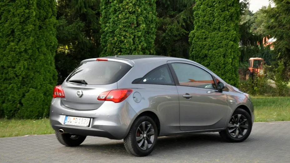 OPEL Corsa -