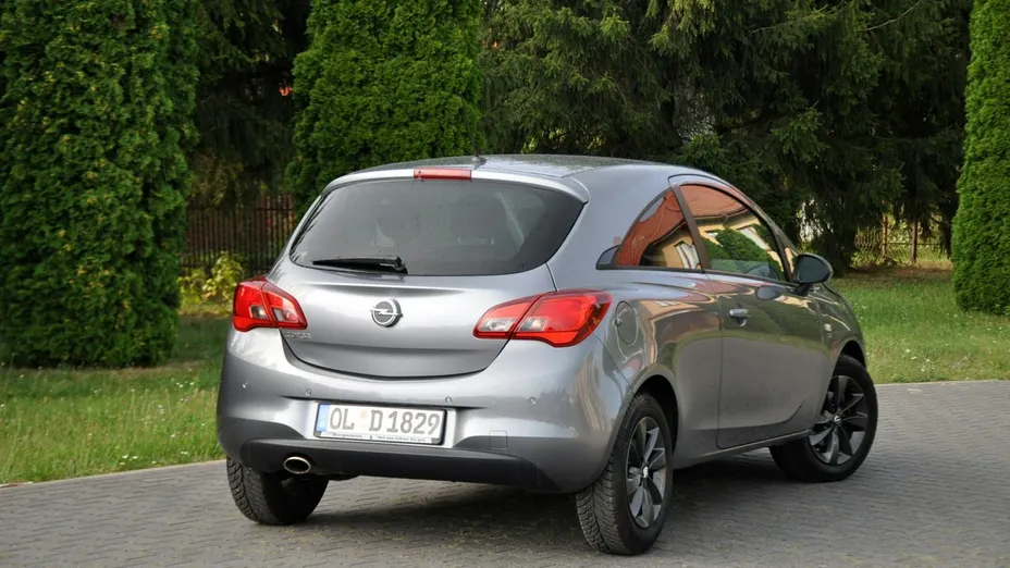 OPEL Corsa -