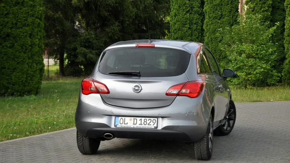 OPEL Corsa -