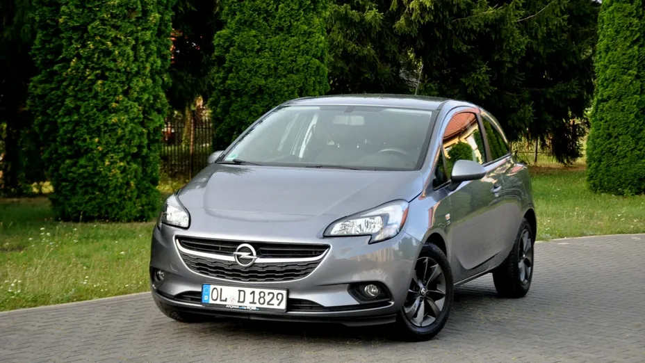 OPEL Corsa -