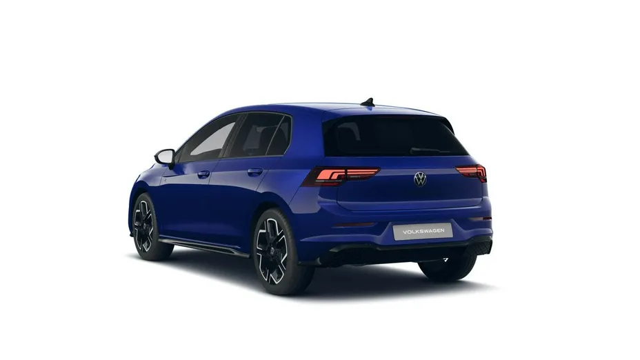 VOLKSWAGEN Golf -