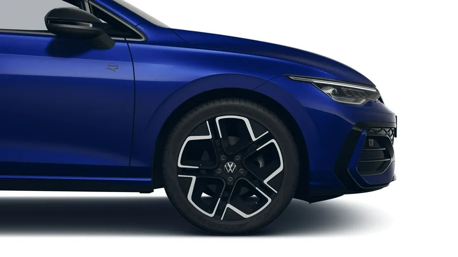 VOLKSWAGEN Golf -