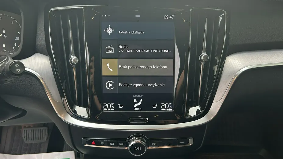 VOLVO V90 -