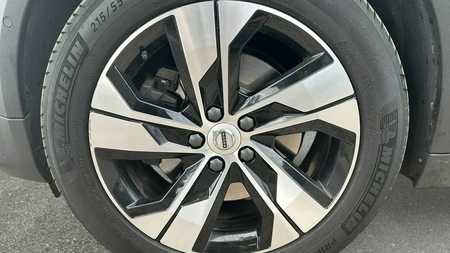 VOLVO V90 -