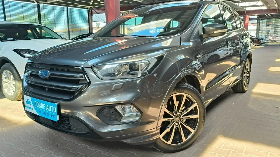 FORD Kuga -