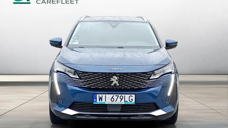 PEUGEOT 5008 -