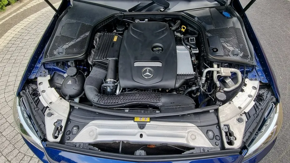 MERCEDES-BENZ C Klasa -