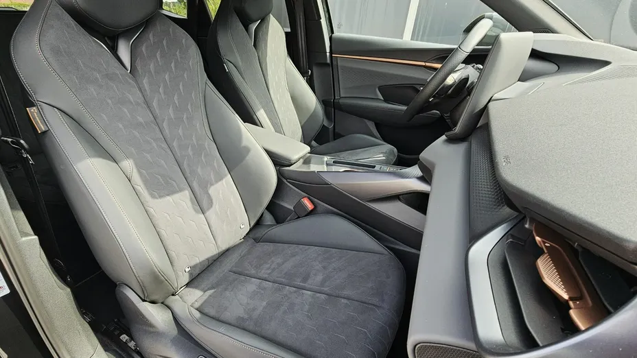 CUPRA Terramar -