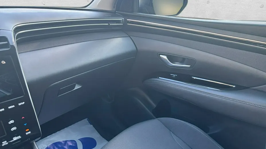 HYUNDAI Tucson -