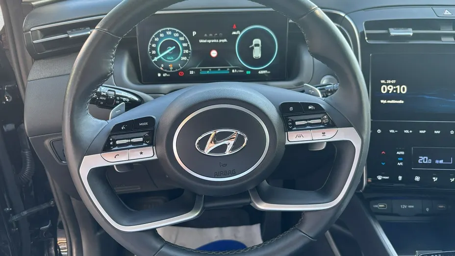 HYUNDAI Tucson -