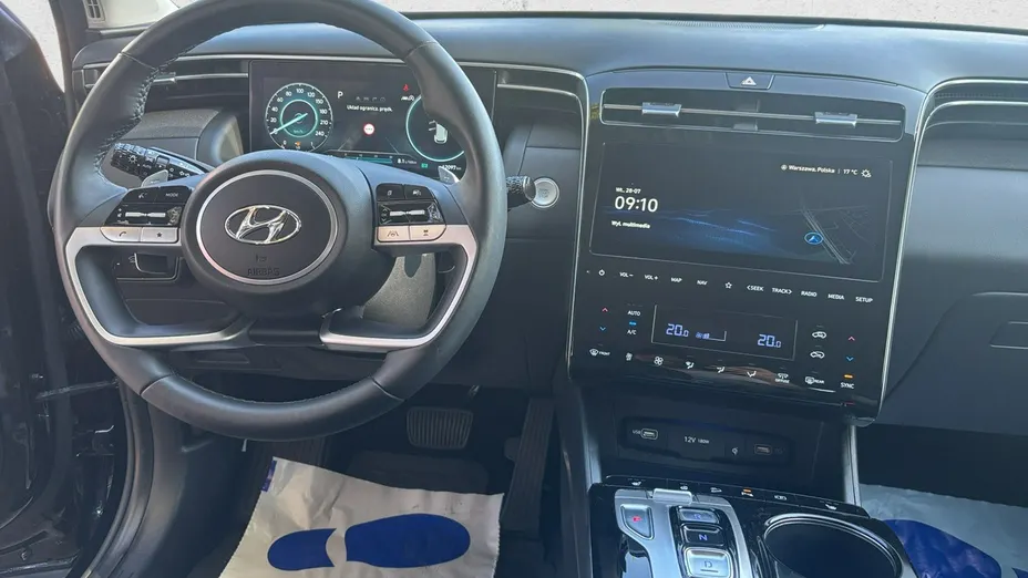 HYUNDAI Tucson -