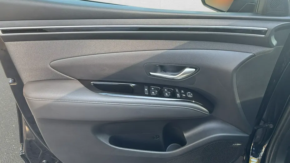 HYUNDAI Tucson -