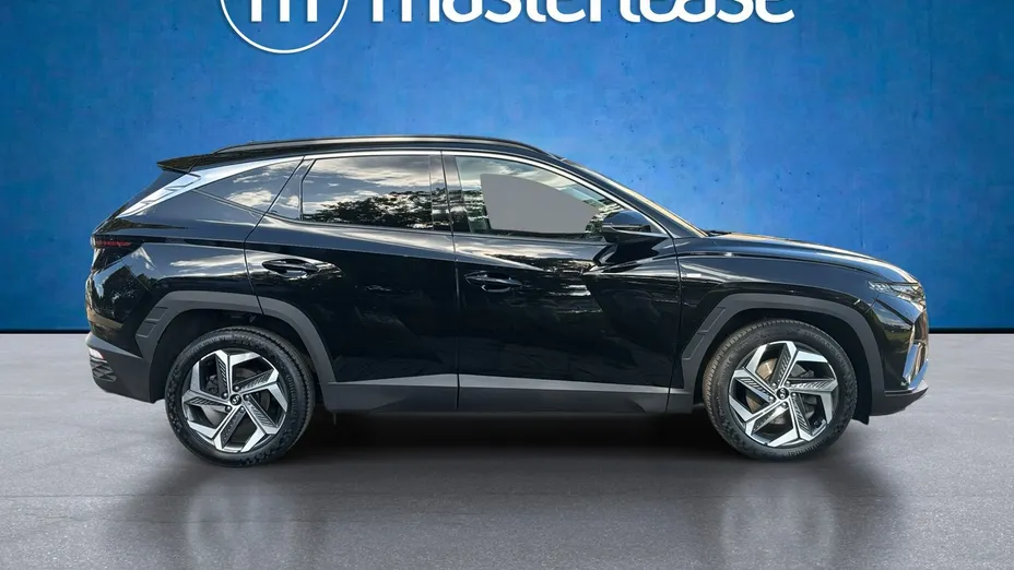 HYUNDAI Tucson -