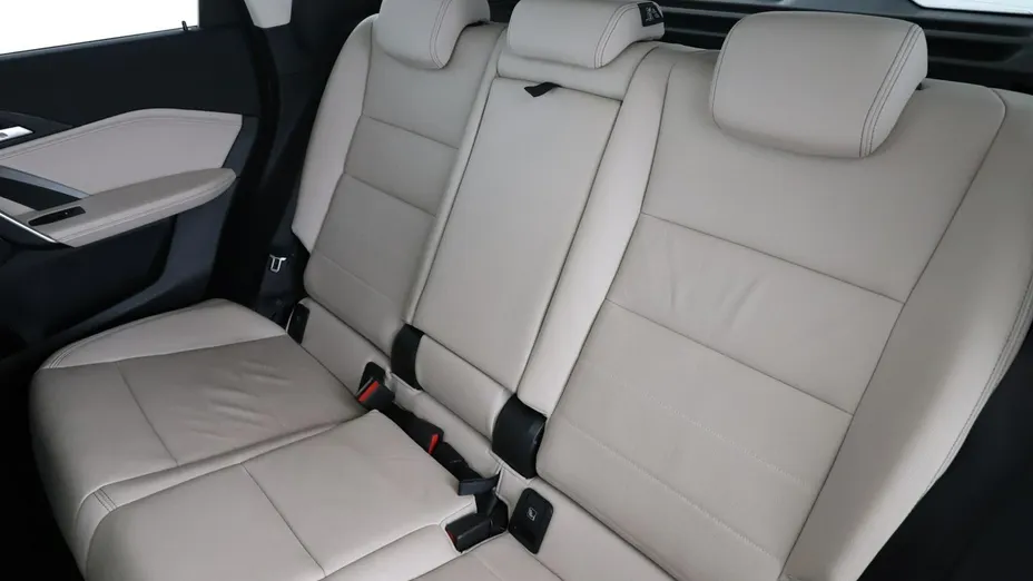 BMW iX1 -